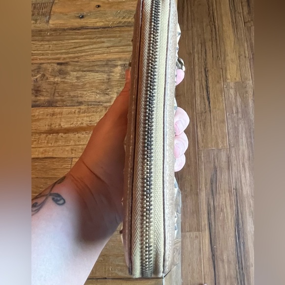 Jimmy Choo star studded collection zip around wallet. - Picture 7 of 11